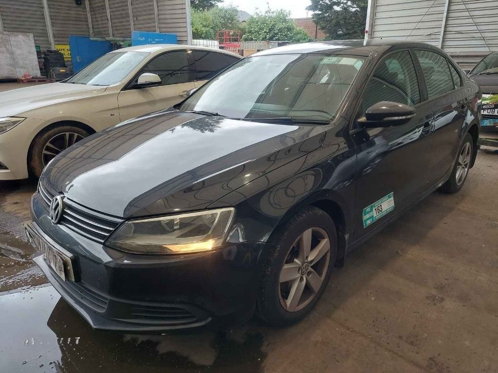 Alternator Volkswagen Jetta 2013 SEDAN 1.6 TDI