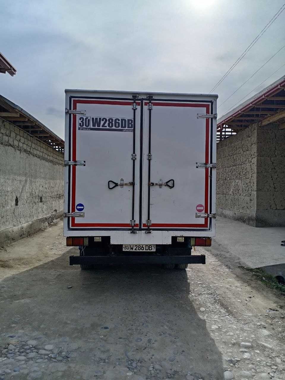 Isuzu 2013  metan yangi mator qilingan