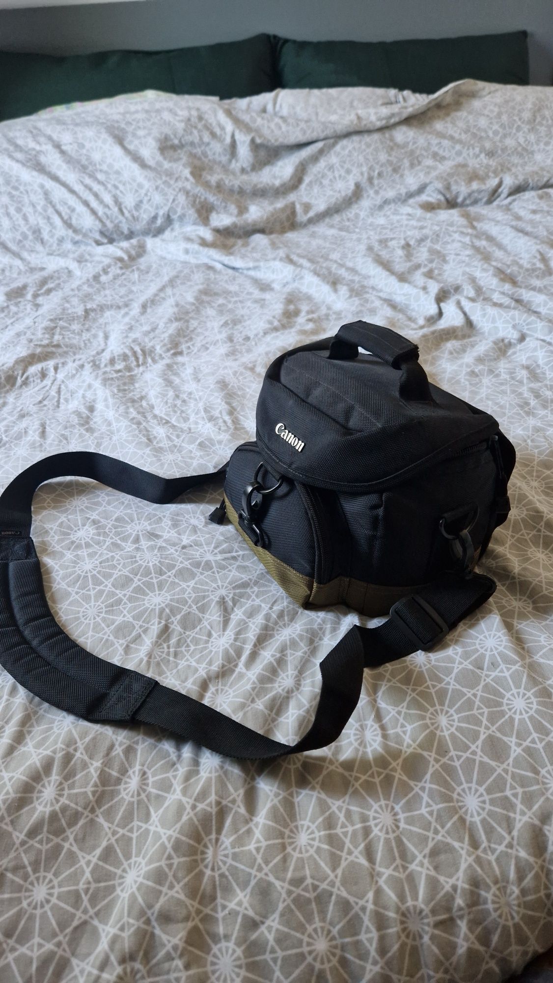 Canon eos 60d комплект с 3 обектива