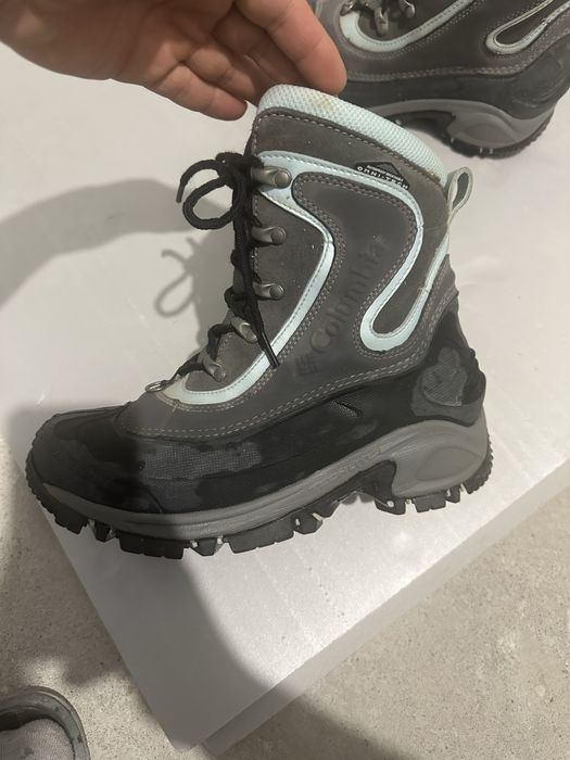 Продам аргинальни ботинки Columbia