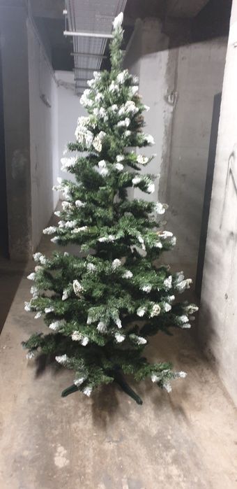 Brad artificial nins 220 cm