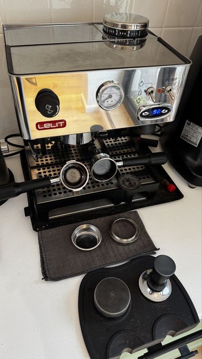 Espressor cu rasnita Lelit - Anita - PL042TEMD