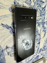 Samsung S10 в отличном состояний