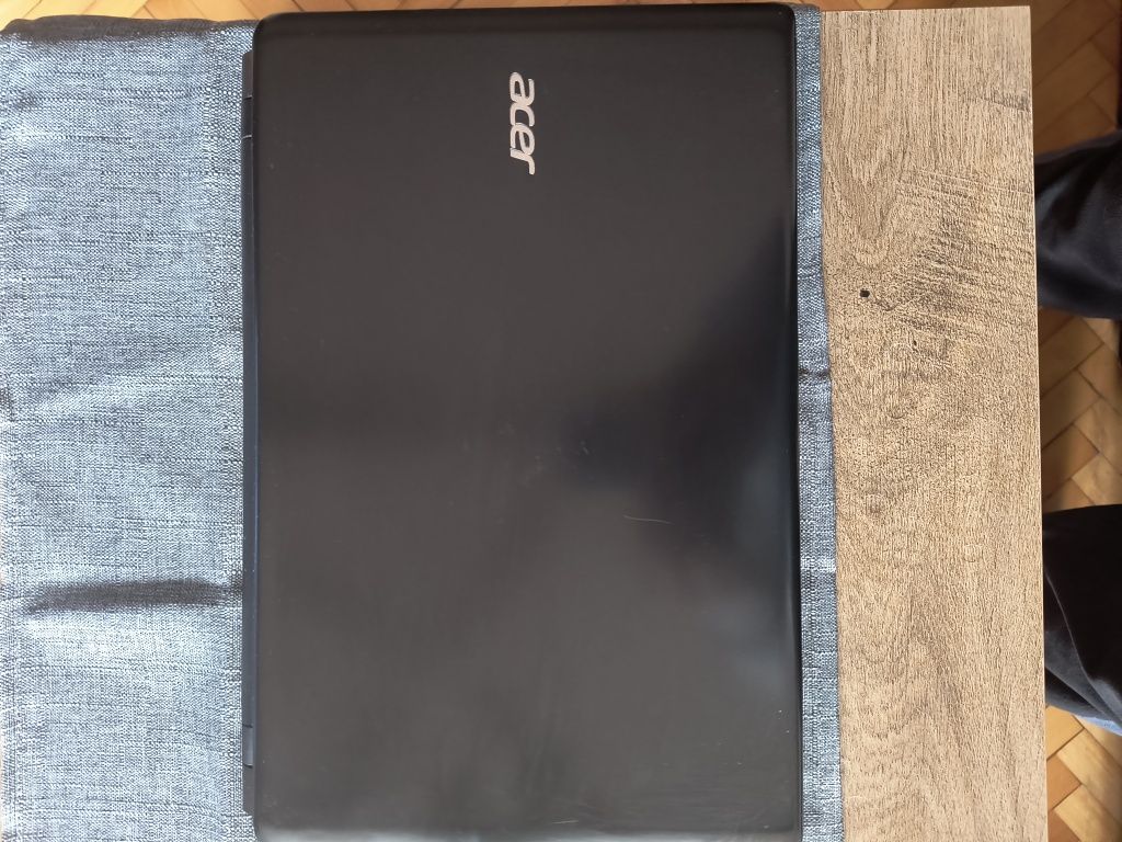 Acer Aspire E1 употребяван
