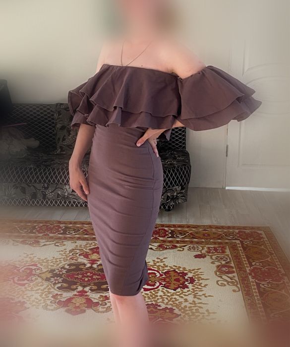 Разгрузка гардероба ! Есть еще платья и пальто