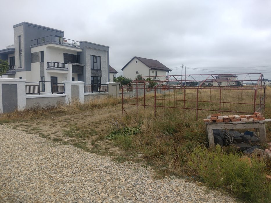 Vand 618 mp teren intravilan pe Prelungirea Craiovei, Pitesti.