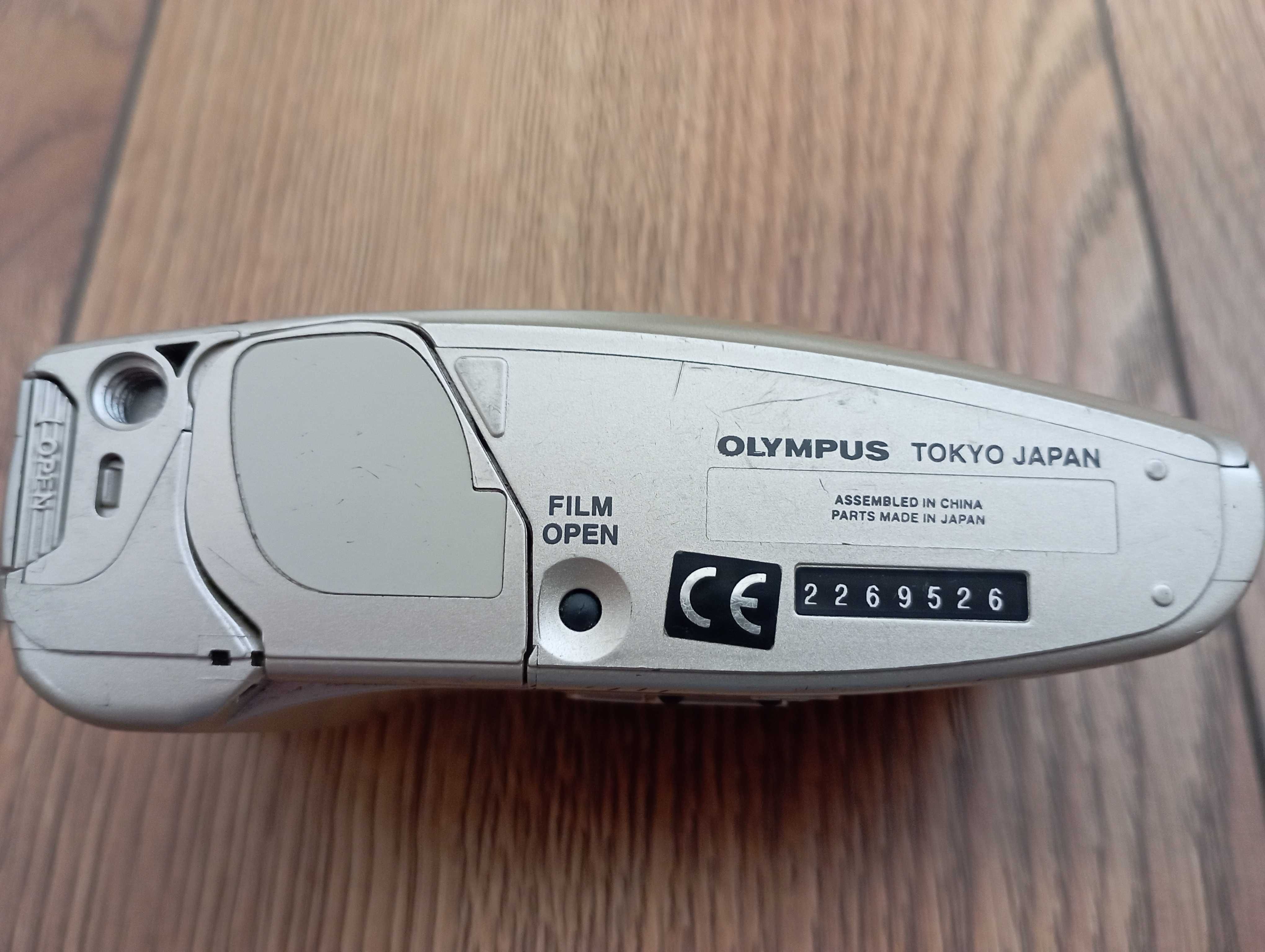 Olympus Zoom75 Deluxe