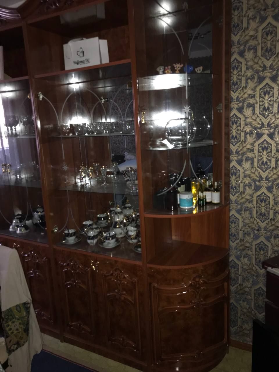 Мебель сотилади тезда