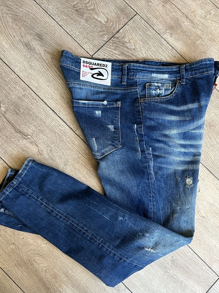 DSQUARED2 - дънки размер 52/Л или 36