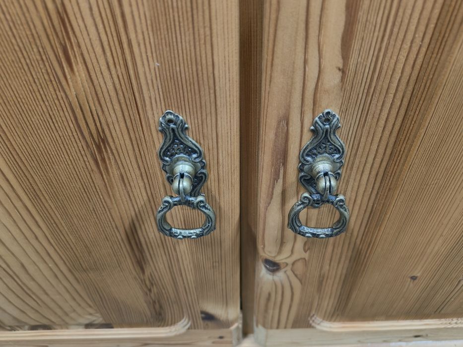 3886 Контра бюфет