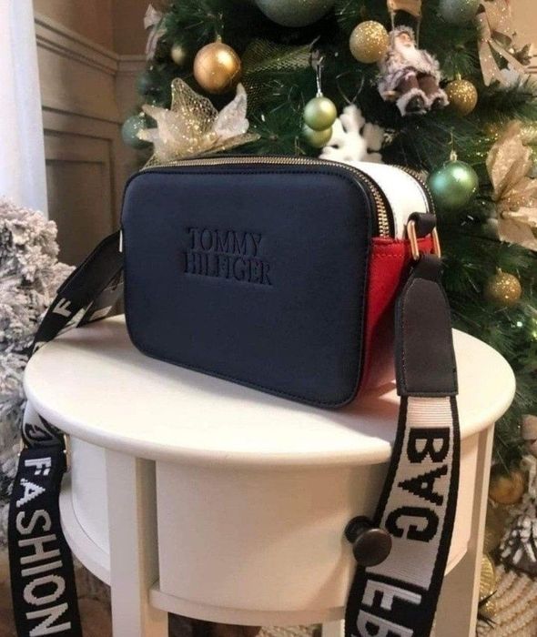 Geanta damă, model crossbody, curea detasabila umăr, saculet