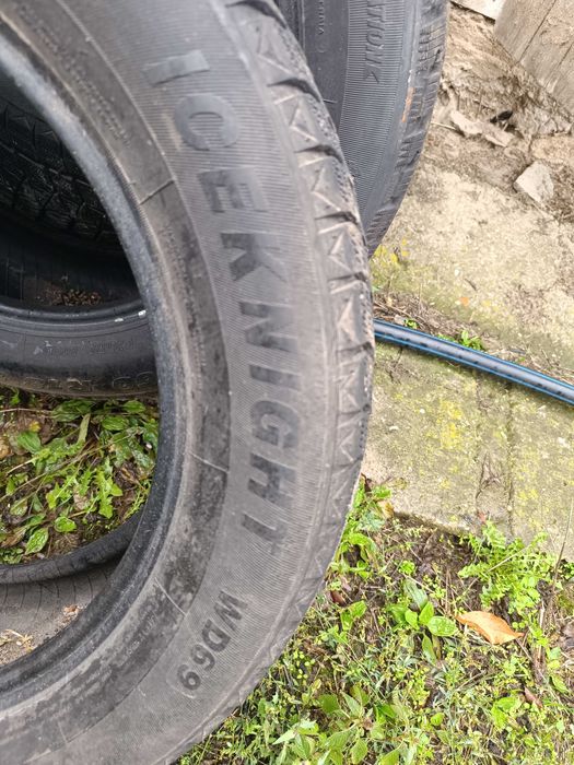 Гуми зимни 225/60/18
