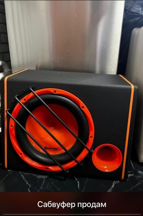 Продам самбуфер Босс мини