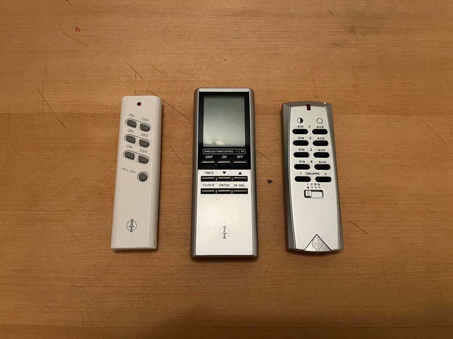 Set 3 telecomenzi Intertechno