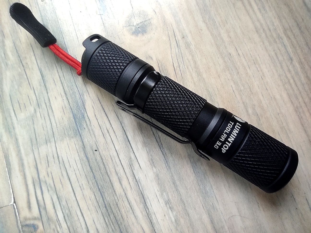 EDC фенерче Lumintop Tool AA 3.0, 900 лумена