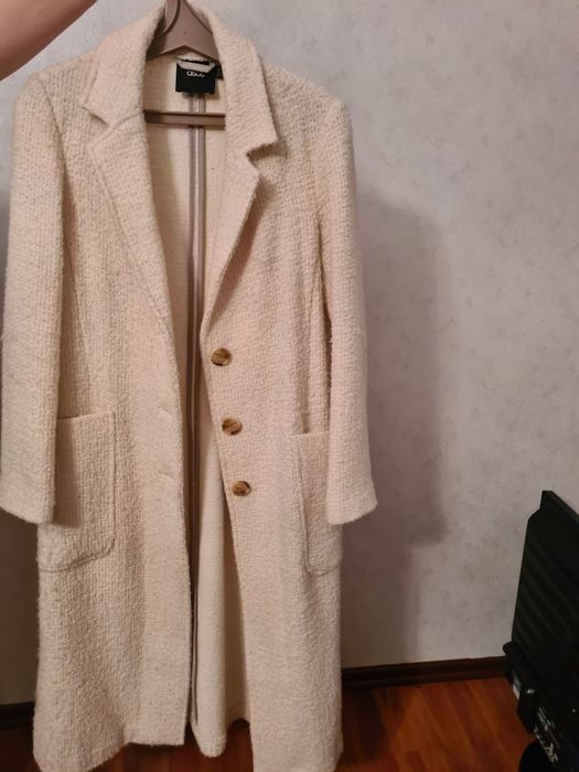 Пальто айвори 44-46 р  asos,Италия 44-46