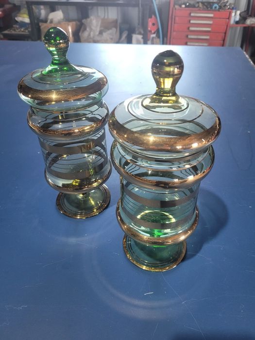 Vand seturi pahare,vaze etc. Cristal Rubin