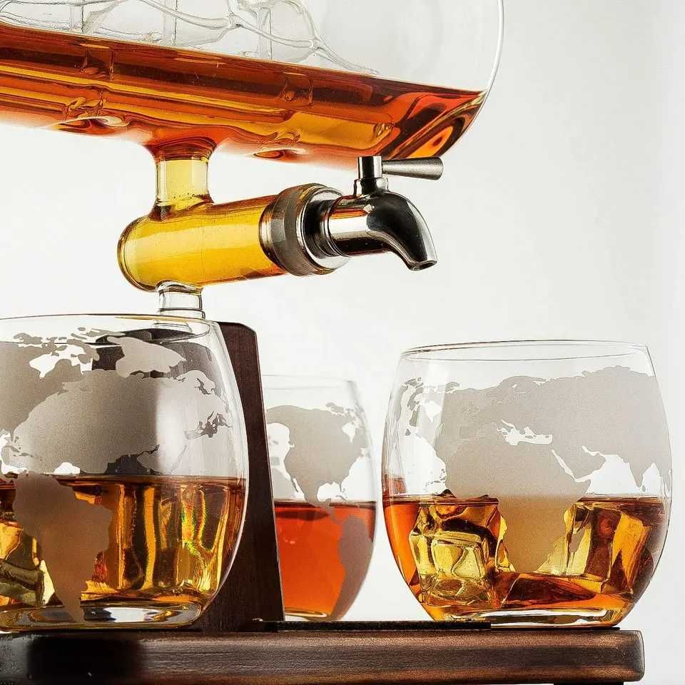 Стъклена бутилка глобус за алкохол с чаши диспенсър буре за уиски вино
