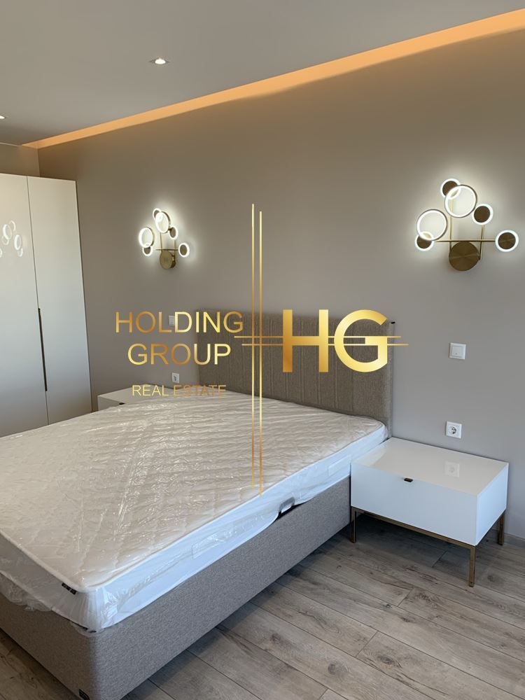 Продава се Тристаен апартамент в Варна, Бриз - 121 кв.м за 2686 €/кв.м - Снимка #3