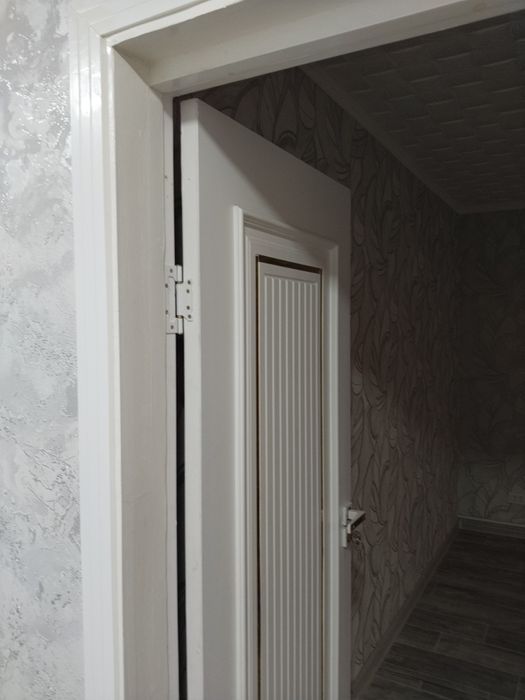 Своя квартира 2/1/2 . Город Янгиюль ул. Беруни.  Звоните отправляю адр