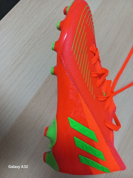 Ghete fotbal copii Adidas Predator