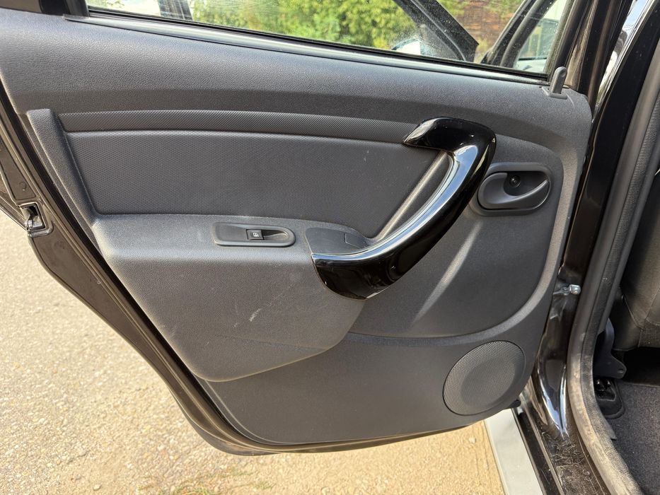 Vand scaune si banchete Dacia Duster 2010/2017