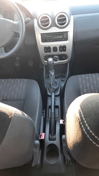 Dacia Sandero 1,6 benzina 84 cp euro 5 2012