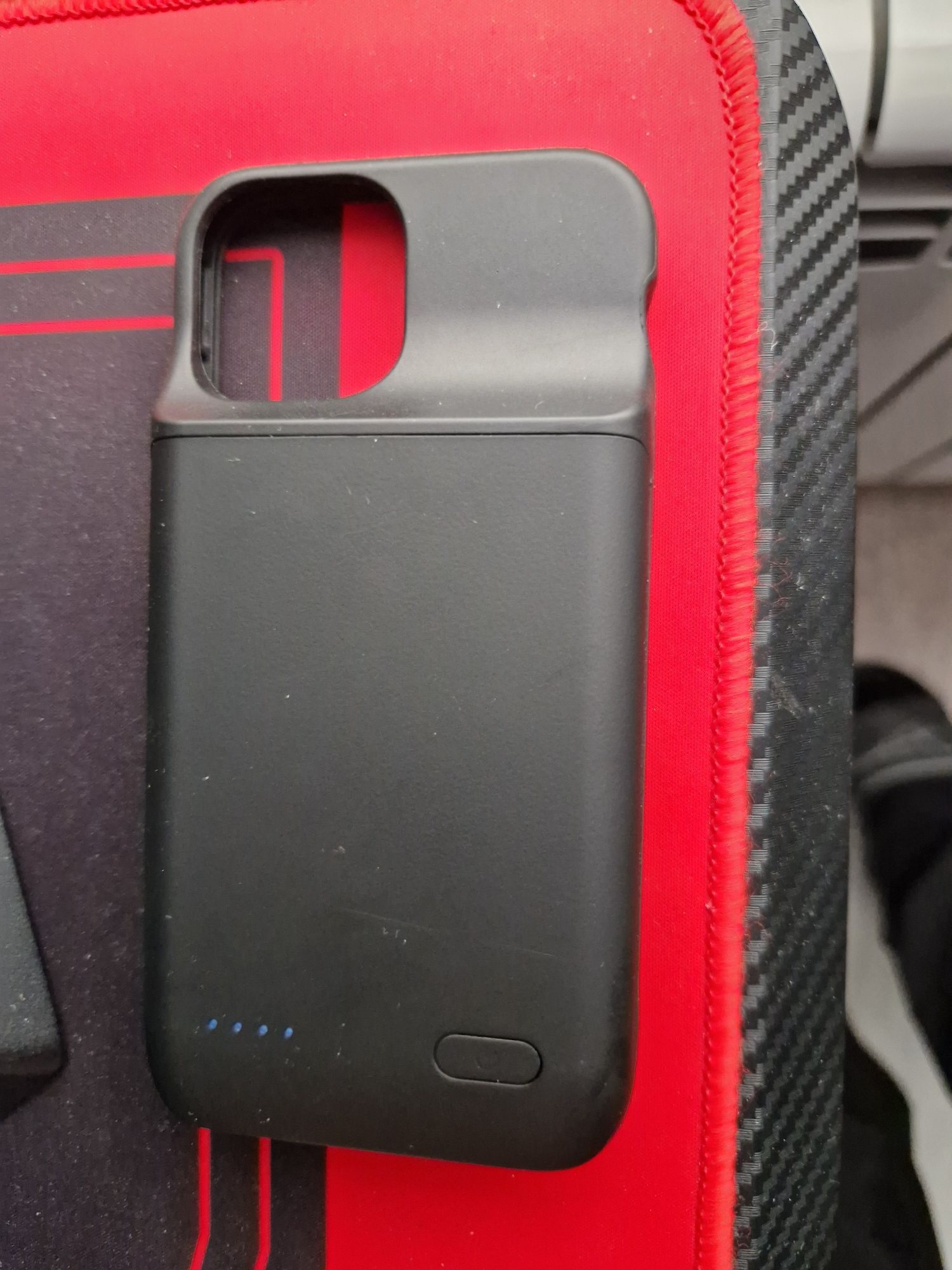 Външна батерия за iPhone 13 mini