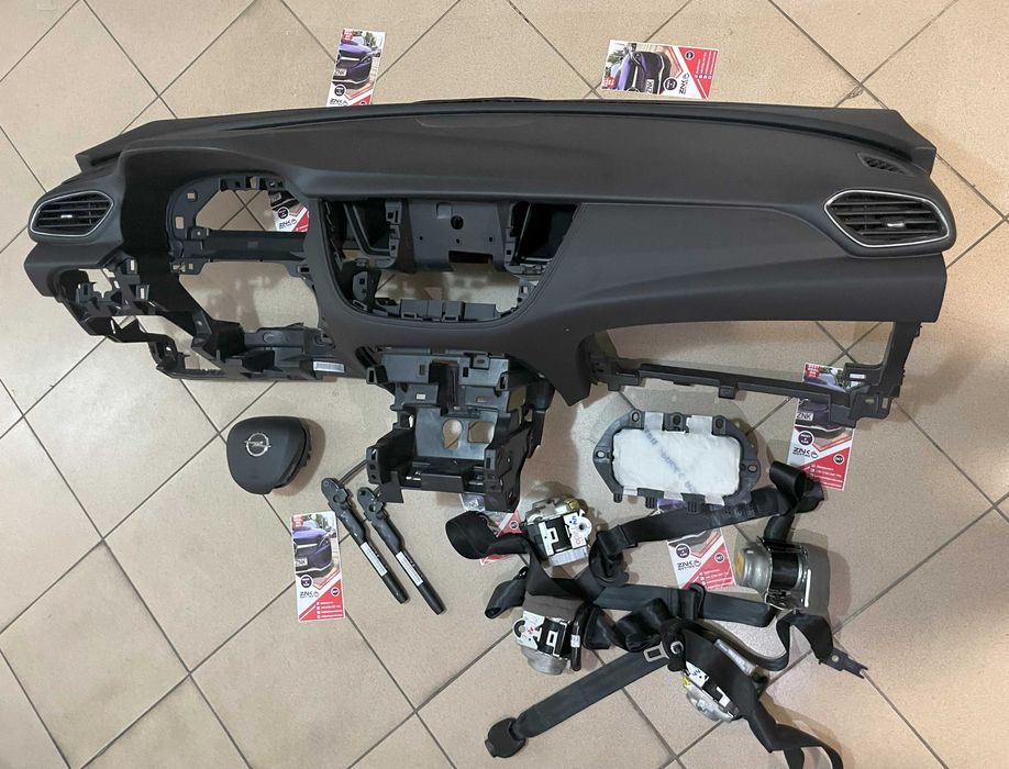 Opel GrandLand X - plansa de bord - kit airbag - centuri de siguranta