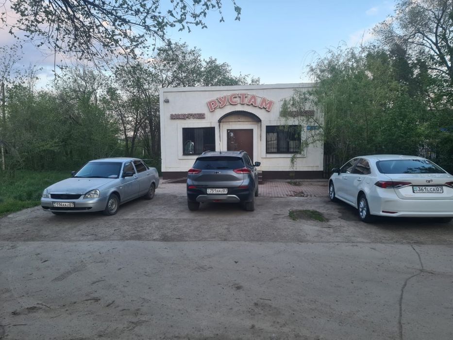 Магазин с участком 5 соток.