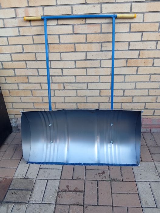 Продам скребок для снега супер за 20 000