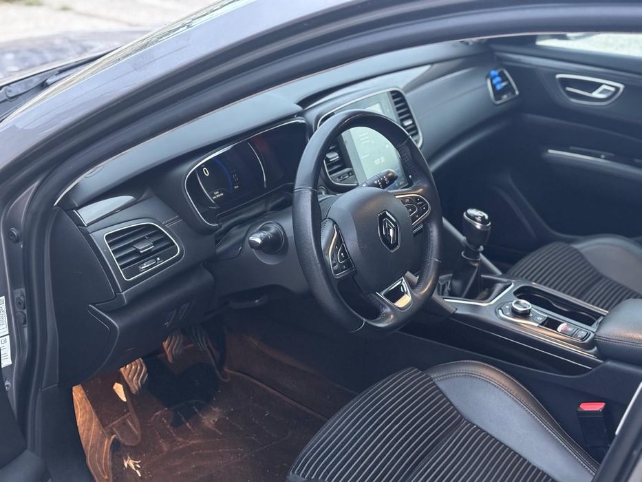 Vând Renault Talisman