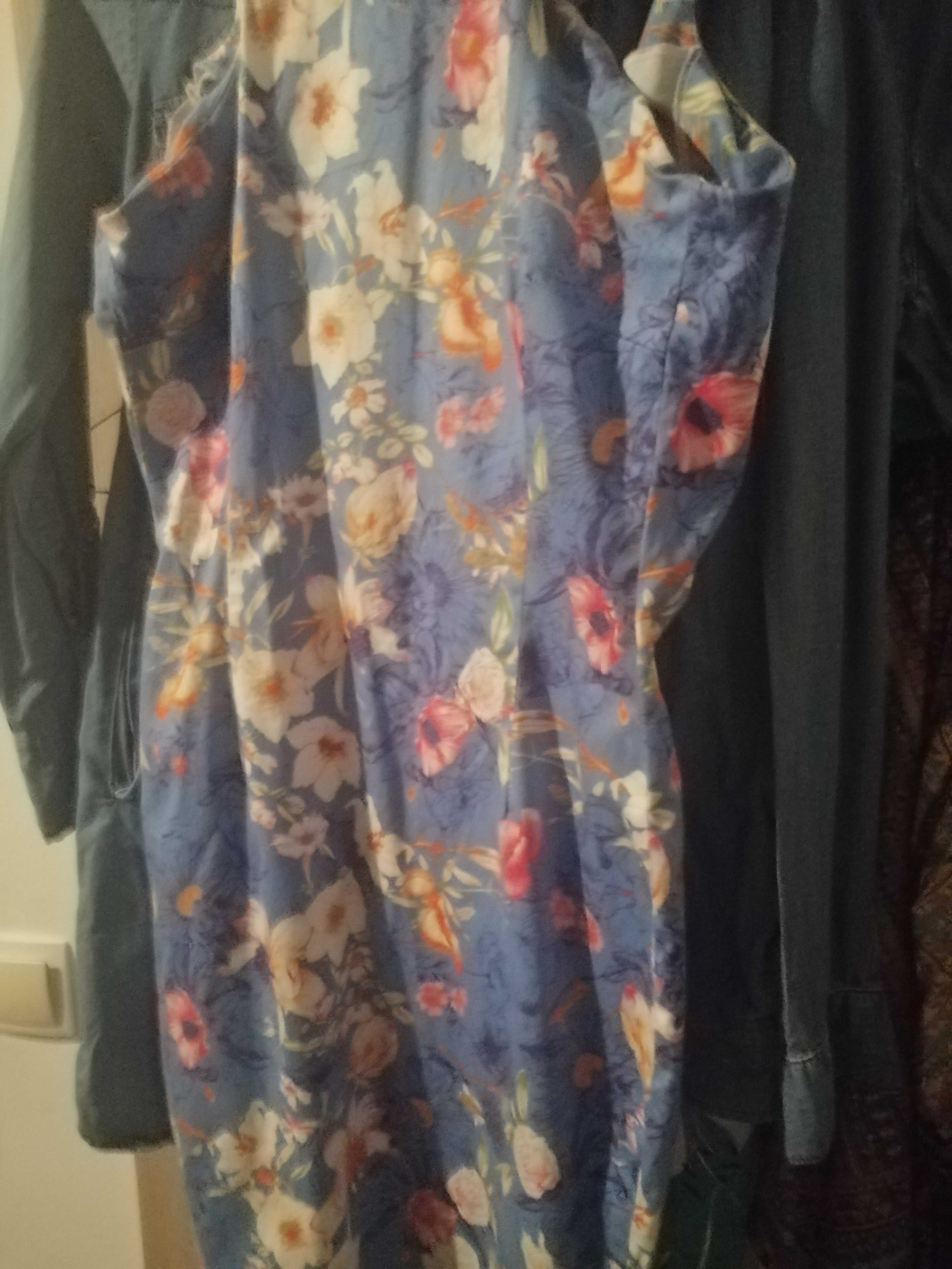 Rochie zara cu flori, rochie cămașă de jeans/blugi