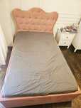 Vand pat 120/200 cu somiera + saltea