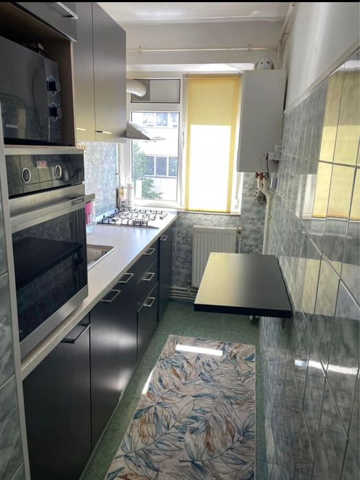 Apartament cu 3 camere in zona Berarie de vanzare