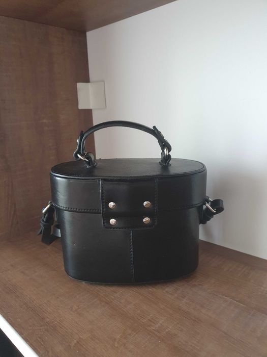 Geanta tip cutie zara