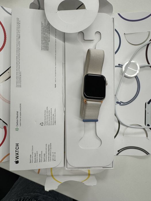 Продам часы Apple watch SE (Gen 2) 40 mm SB M/L GPS