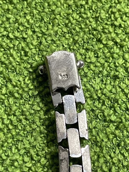 Продавам Сребърна Дамска Гривна 12.11гр