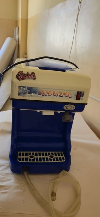 Срочно продаётся аппарат  измельчитель льда (рохати жон)