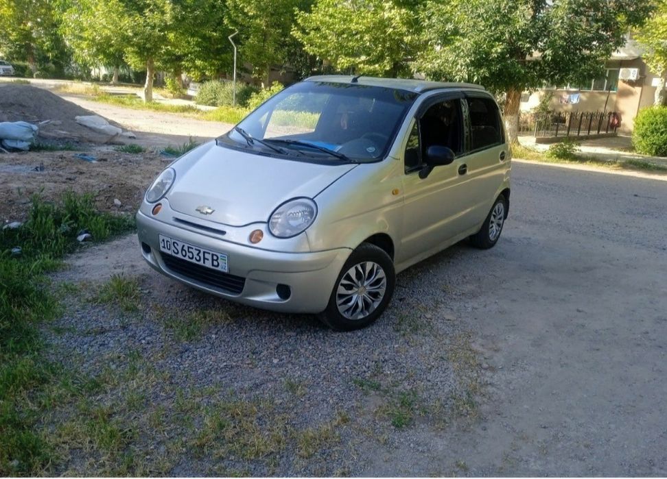 Matiz sotiladi 2200$ kelishamiz