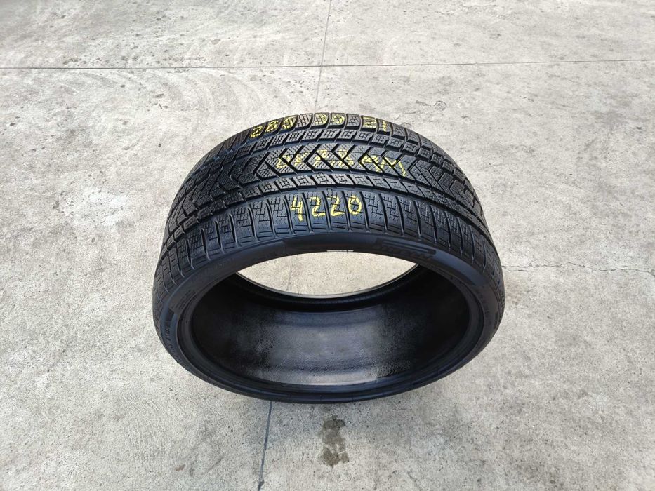 O anvelopa iarna 285 30 21 pirelli sottozero 3 profil 7,8 mm dot 4220