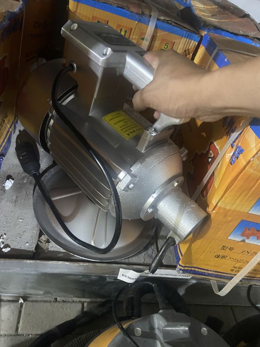 вибратор для бетона глубинный