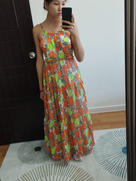 Платье очень красивое