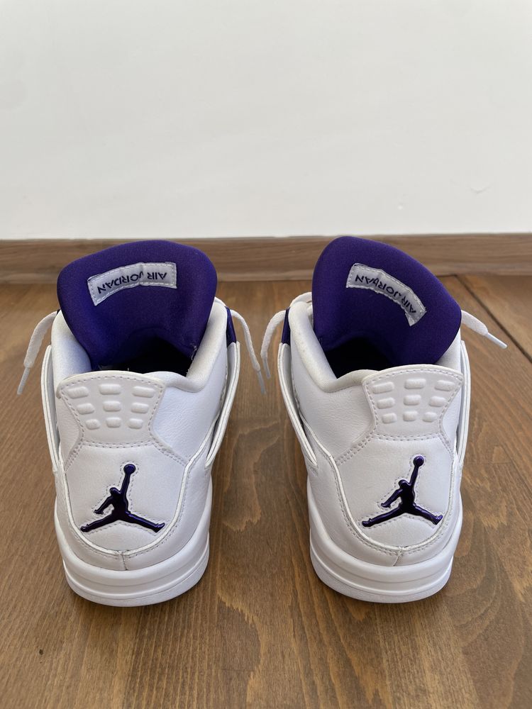 Jordan 4 Metallic Purple Sz: 41 EU CT8257-115