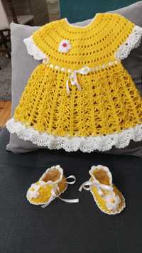 Бебешка рокля с пантофки