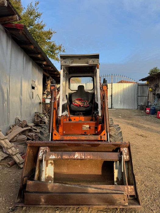 Utilaj miniîncărcător "Bobcat"