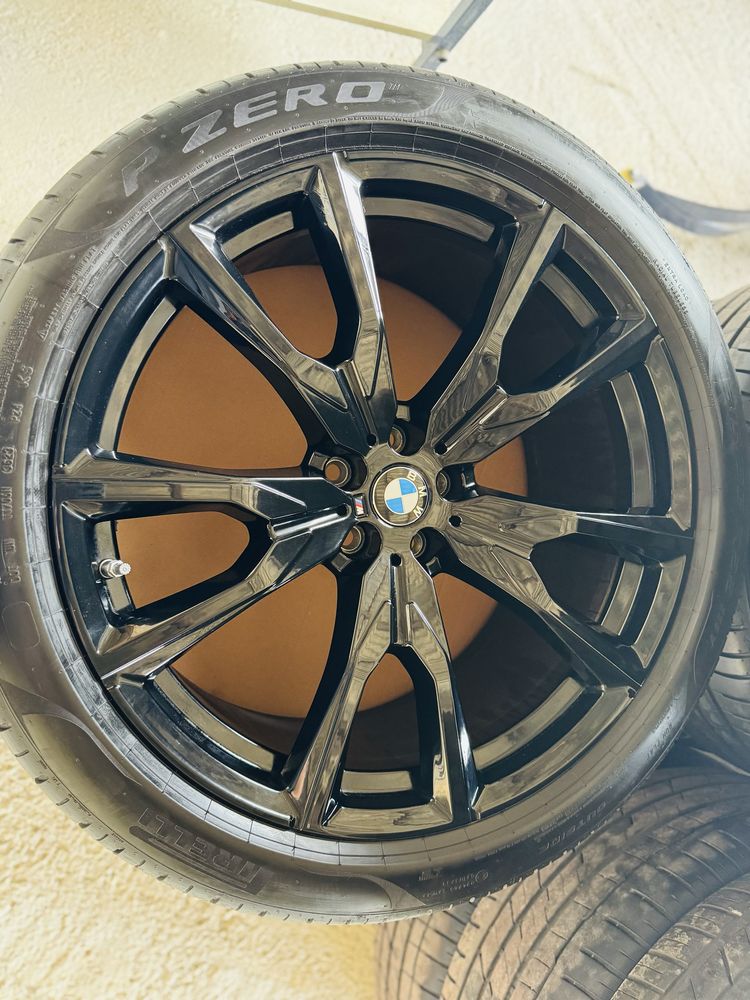 Jante Bmw X7 R22 G07 755M Originale Pirelli de vara