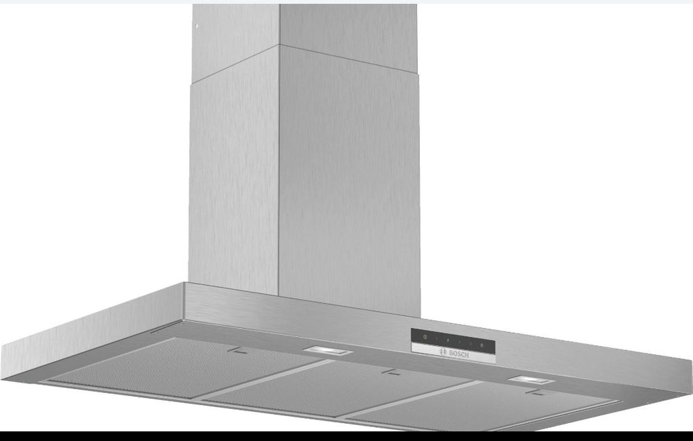 Bosch DWB96DM50 — мощная настенная вытяжка шириной 90 см