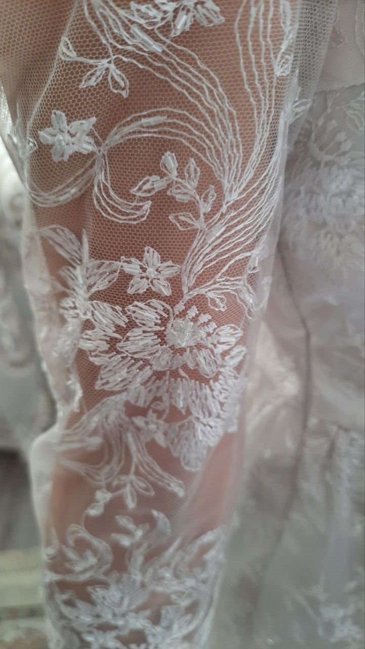 Платья стилное шикарное