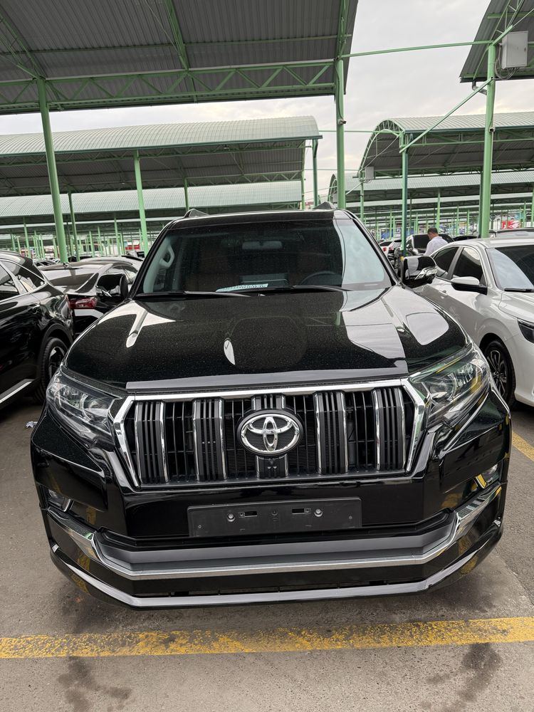 Toyota land cruiser 150